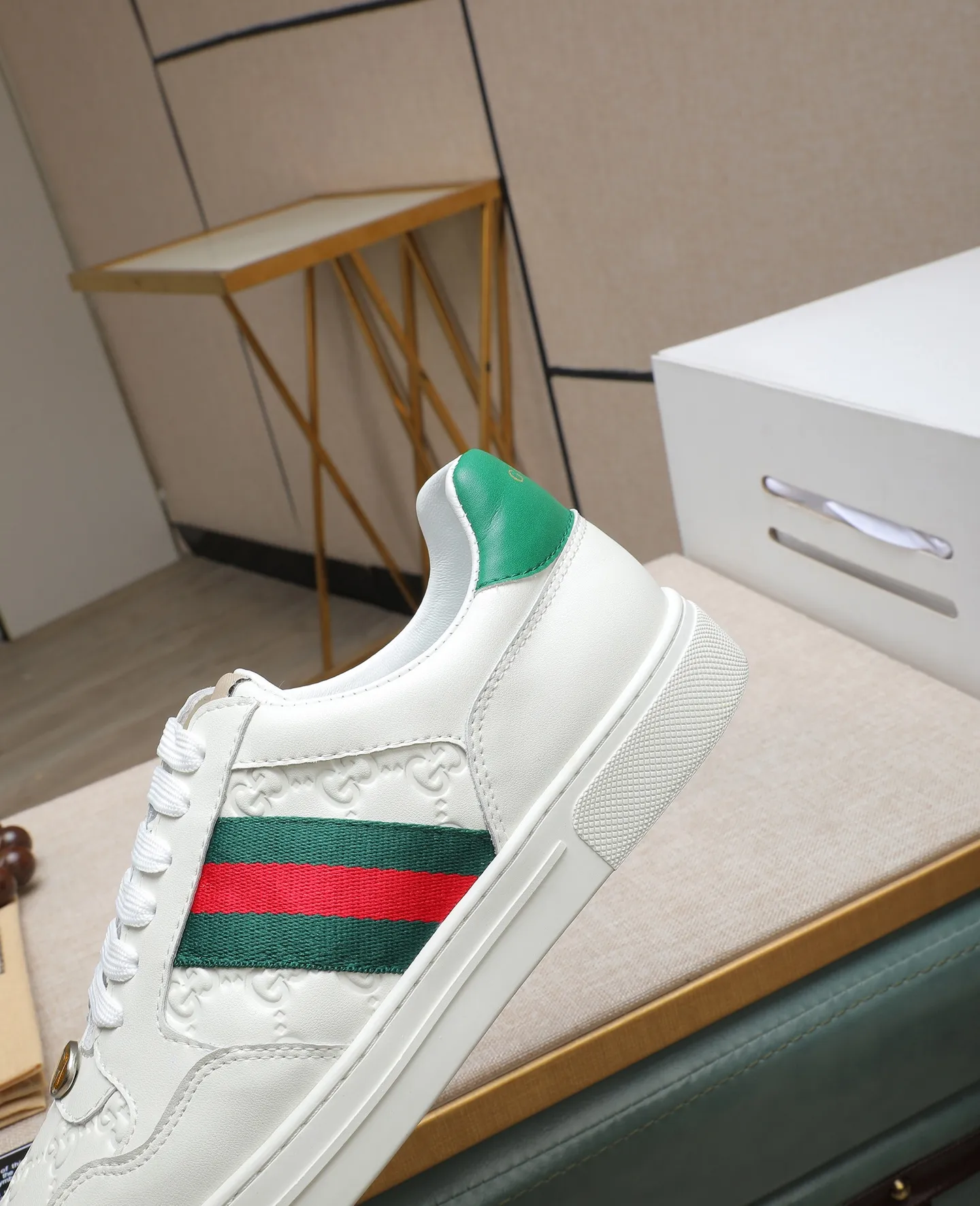 Men's men's shoes 💰440 GUCCI🔍🔍The latest model is on sale at the same time at the counter. Original calfskin imported from Italy, genuine leather lining, (high-end, noble, and classy) with exquisite workmanship. Sole: Original sole provided by the original factory, ⚠Exclusive double-layer movable molded sole super comfortable⚠, real shot 🎬The real thing is better🔍🔍"High quality·Follow the order" Code number 38-44